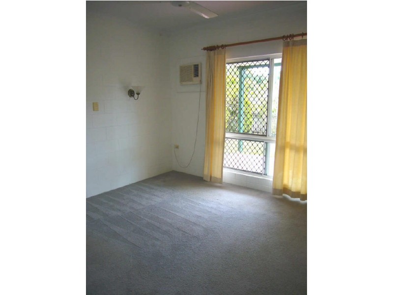 Kewarra Beach QLD 4879