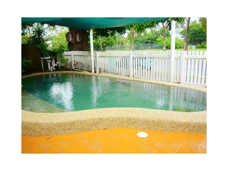 Yorkeys Knob QLD 4878