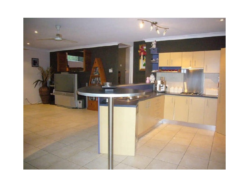 10 Oak Blue Drive, Mount Sheridan QLD 4868