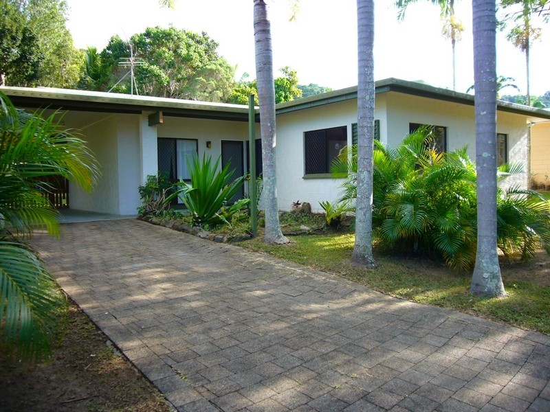 Brinsmead QLD 4870