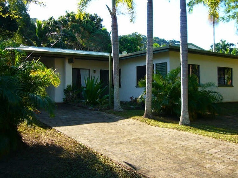 Brinsmead QLD 4870