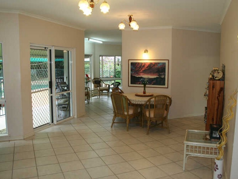 Brinsmead QLD 4870