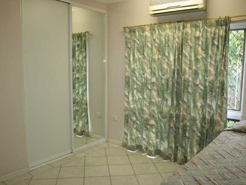 Brinsmead QLD 4870