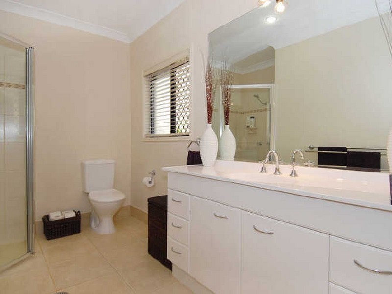 Redlynch QLD 4870