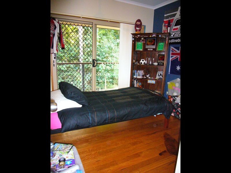 17 Frond Close, Redlynch QLD 4870