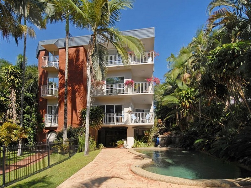 Clifton Beach QLD 4879