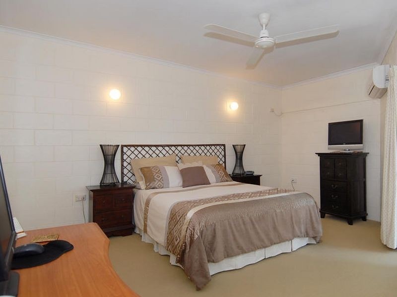 Clifton Beach QLD 4879