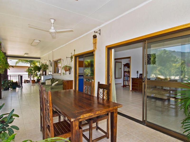 31 Stanton Road, Smithfield QLD 4878