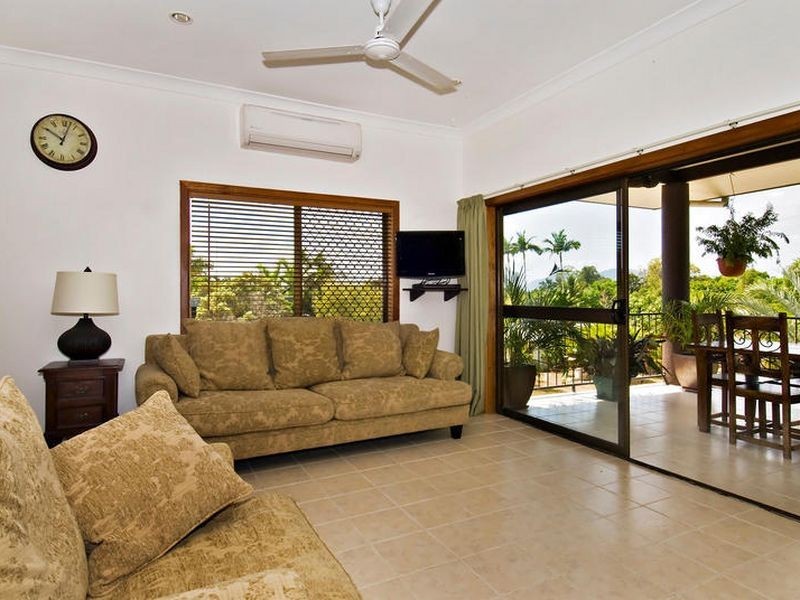 31 Stanton Road, Smithfield QLD 4878