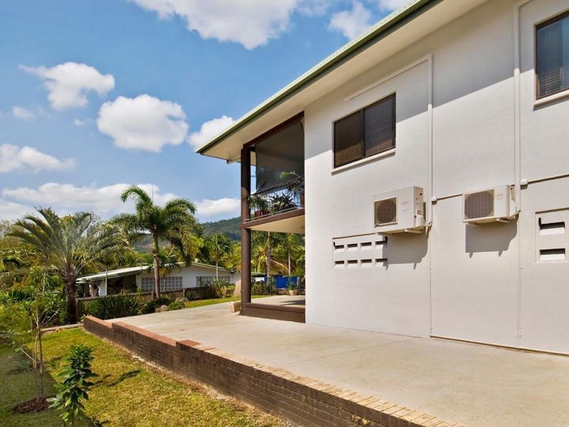 31 Stanton Road, Smithfield QLD 4878