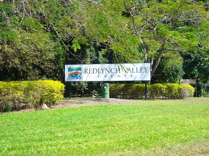 19 Jak Gee Street, Redlynch QLD 4870