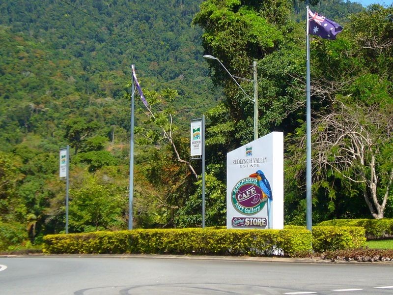 19 Jak Gee Street, Redlynch QLD 4870