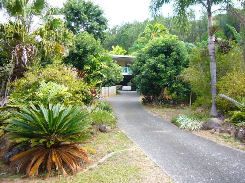 9 Mangosteen Close, Smithfield QLD 4878