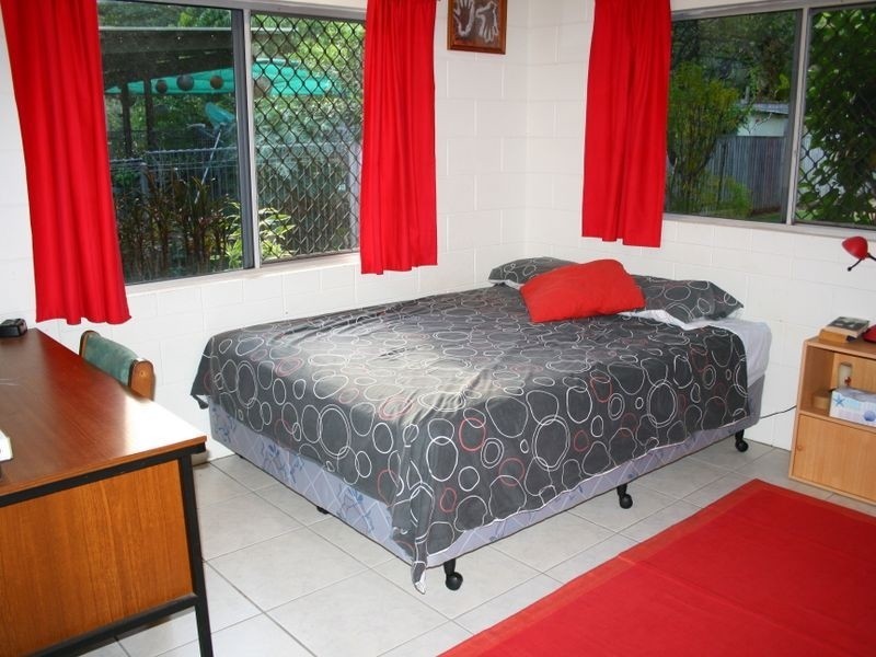14 Cambrian Avenue, Smithfield QLD 4878