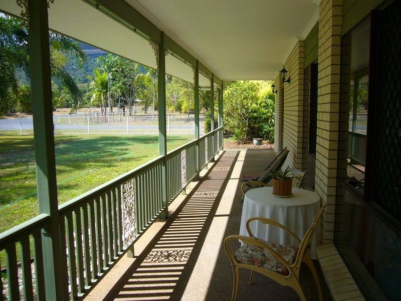 6 – 8 James Cook Drive, Kewarra Beach QLD 4879