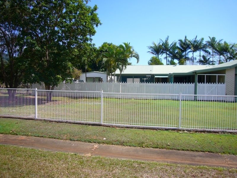 6 – 8 James Cook Drive, Kewarra Beach QLD 4879