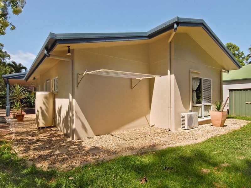 15 Rainy Mountain Place, Smithfield QLD 4878