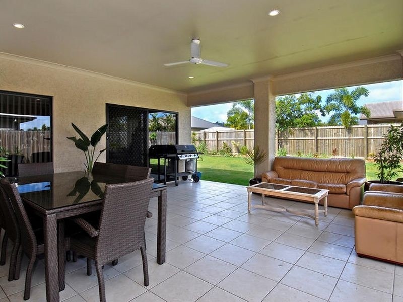 3 Norwood Crescent, Trinity Park QLD 4879