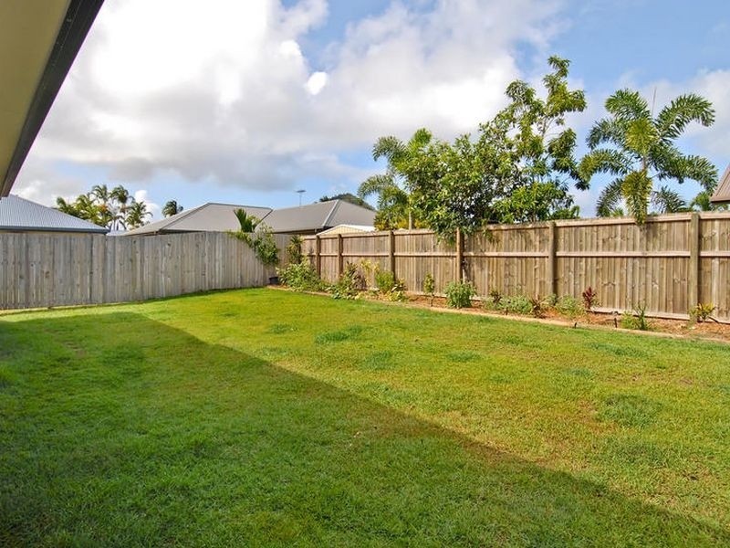 3 Norwood Crescent, Trinity Park QLD 4879