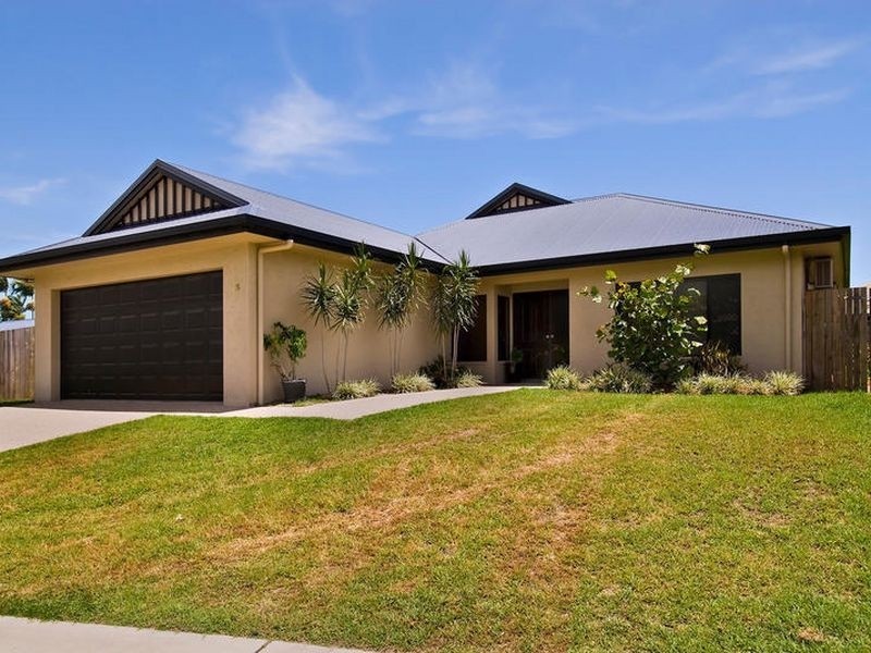 3 Norwood Crescent, Trinity Park QLD 4879