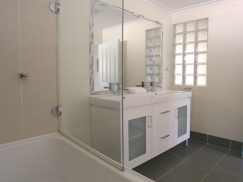 16 Palm Street, Holloways Beach QLD 4878