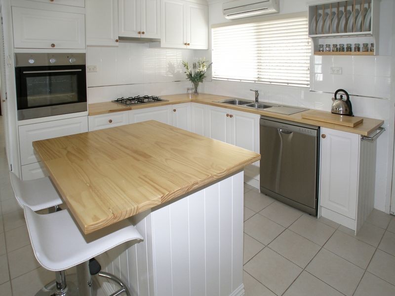 16 Palm Street, Holloways Beach QLD 4878