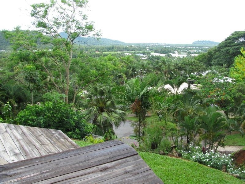 1 Marcia Close, Smithfield QLD 4878