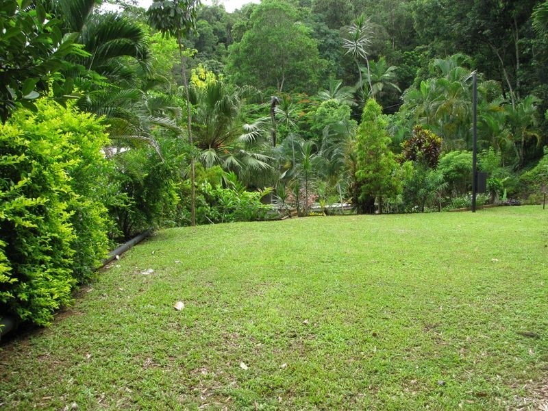 1 Marcia Close, Smithfield QLD 4878