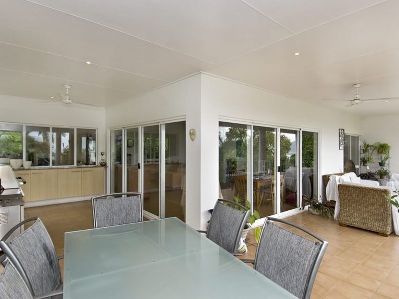 13/7 Tari Place, Trinity Beach QLD 4879