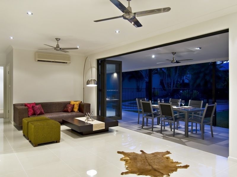 21 Cyprea Close, Trinity Beach QLD 4879