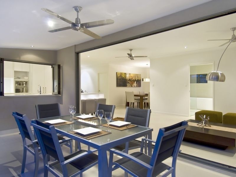 21 Cyprea Close, Trinity Beach QLD 4879