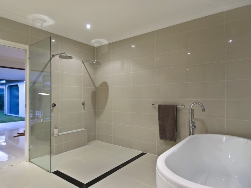 21 Cyprea Close, Trinity Beach QLD 4879