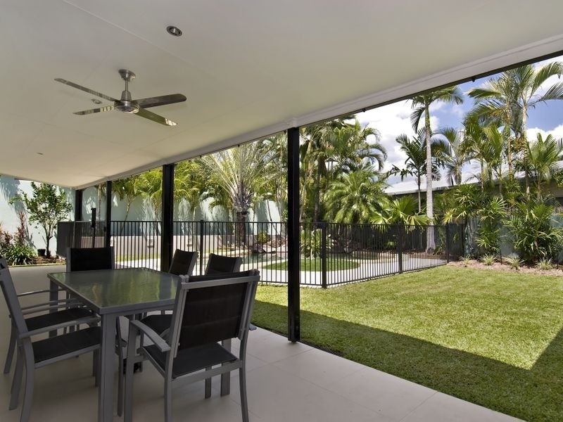 21 Cyprea Close, Trinity Beach QLD 4879