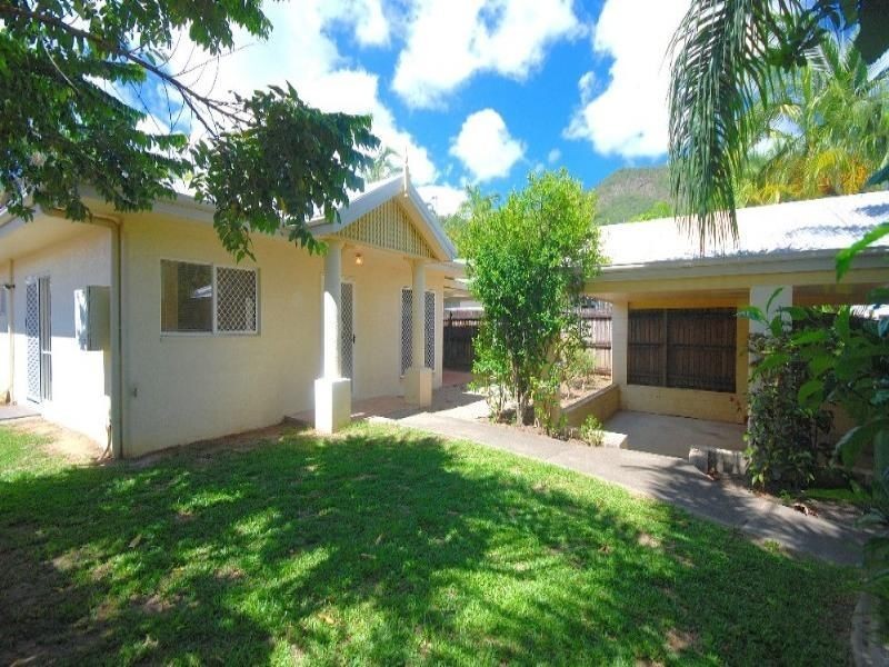 21 Saddle Mountain Road, Smithfield QLD 4878
