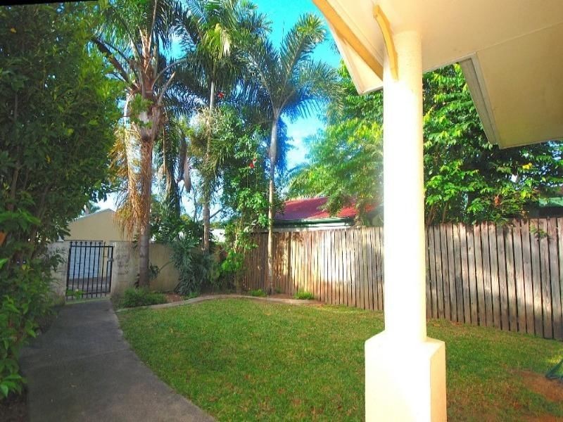 21 Saddle Mountain Road, Smithfield QLD 4878