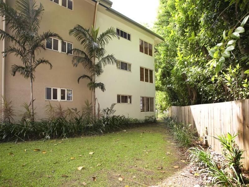 Clifton Beach QLD 4879