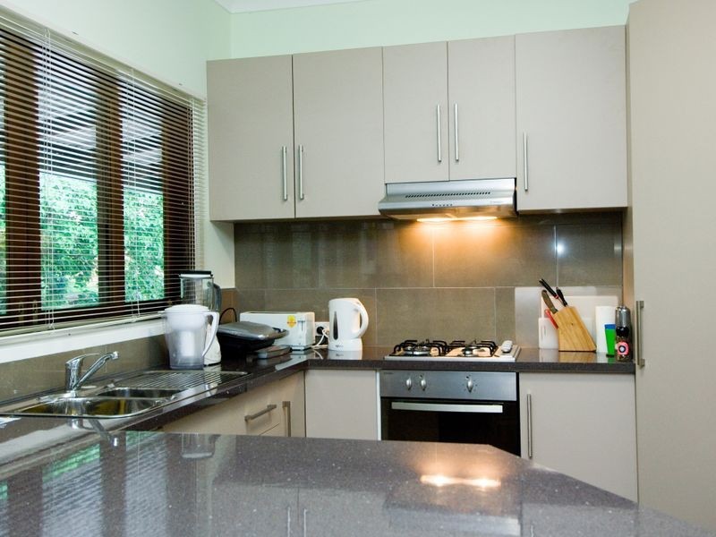 11 Dowsett Close, Yorkeys Knob QLD 4878