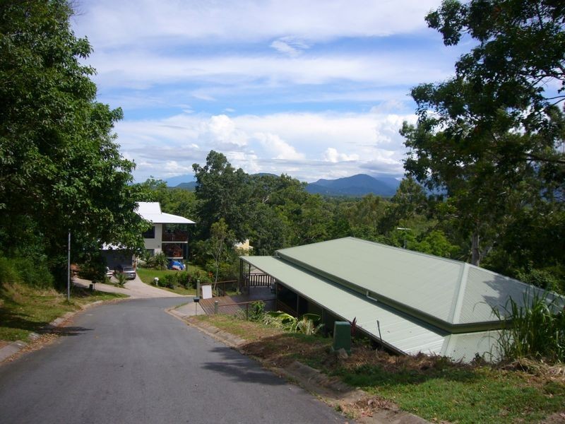 11 Dowsett Close, Yorkeys Knob QLD 4878