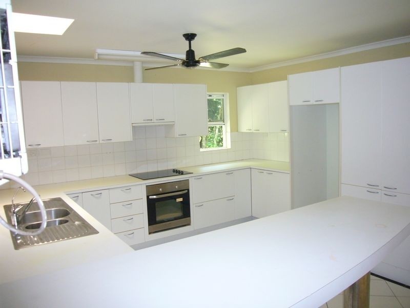 4 Marcia Close, Smithfield QLD 4878