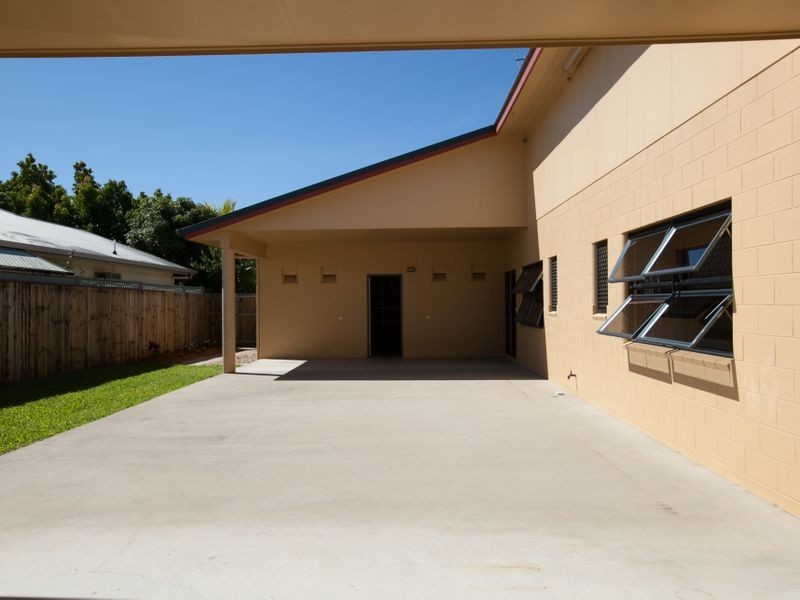 23 Sidlaw Street, Smithfield QLD 4878