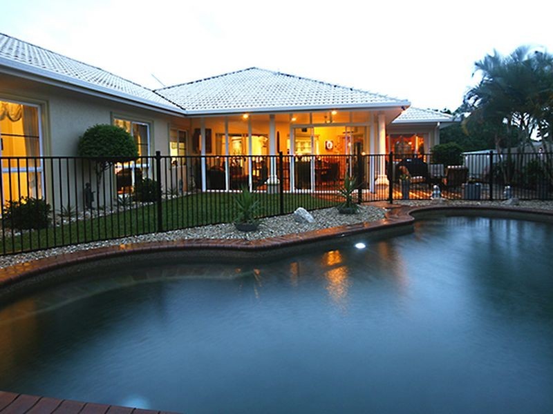6 Parkinson  Avenue, Kewarra Beach QLD 4879
