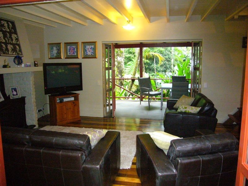 11 Weir Street, Kuranda QLD 4881