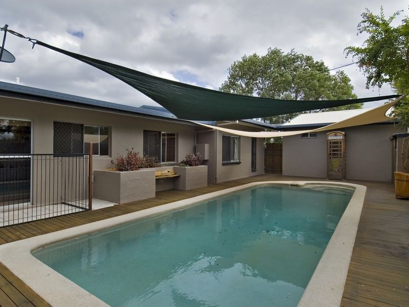 26 Debbie Street, Trinity Park QLD 4879