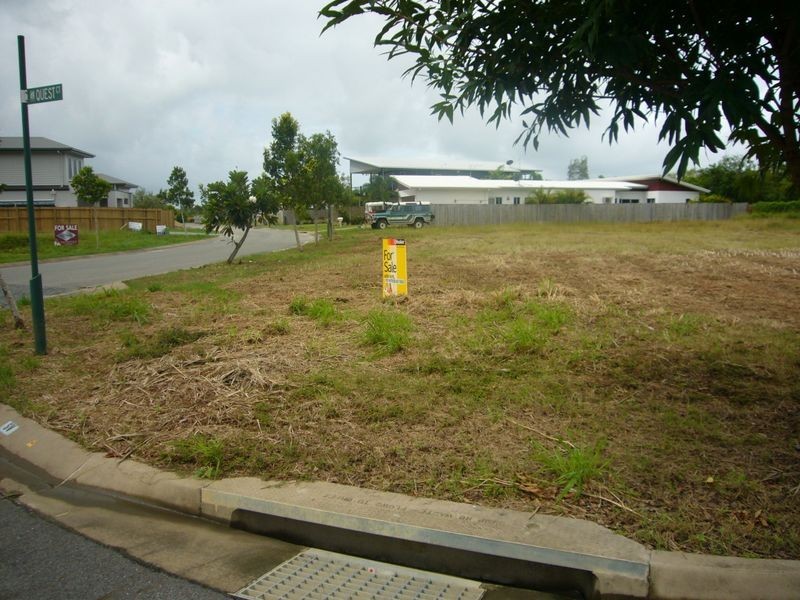 6 Quest Court, Trinity Park QLD 4879