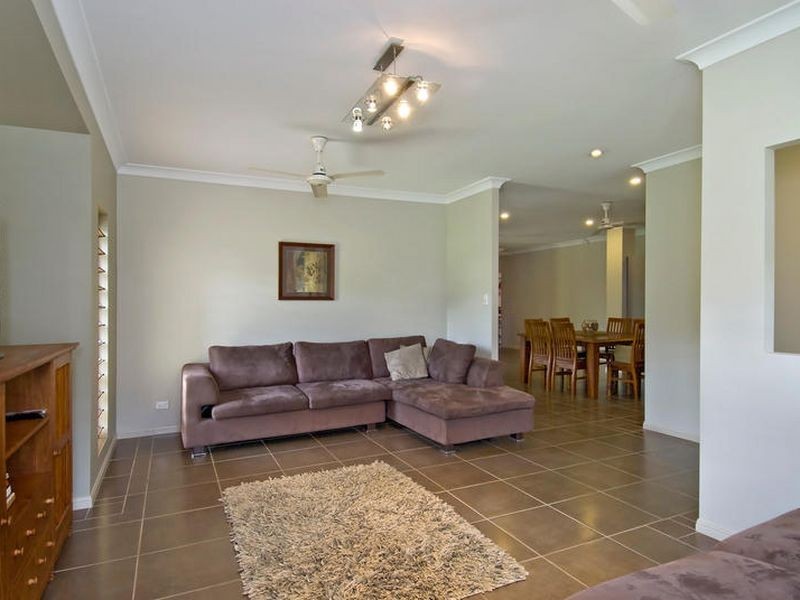 3 Pollock Close, Bentley Park QLD 4869