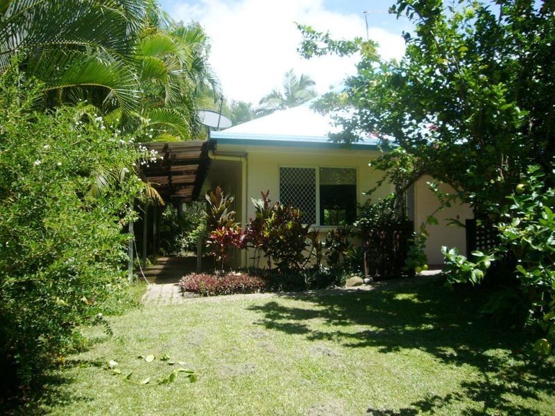 1/21 Hope Street, Clifton Beach QLD 4879