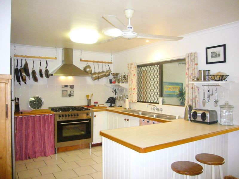 6 Atlas Close, Smithfield QLD 4878