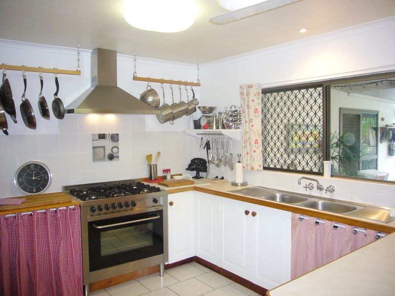 6 Atlas Close, Smithfield QLD 4878