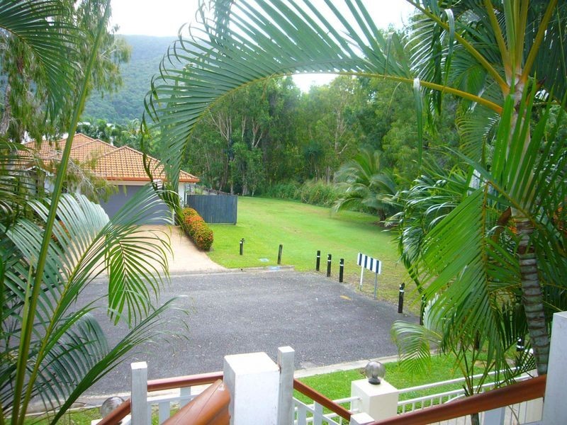 3/34 Oliva Street, Palm Cove QLD 4879