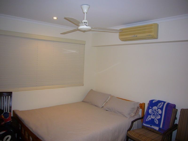 1/110 Moore Street, Trinity Beach QLD 4879